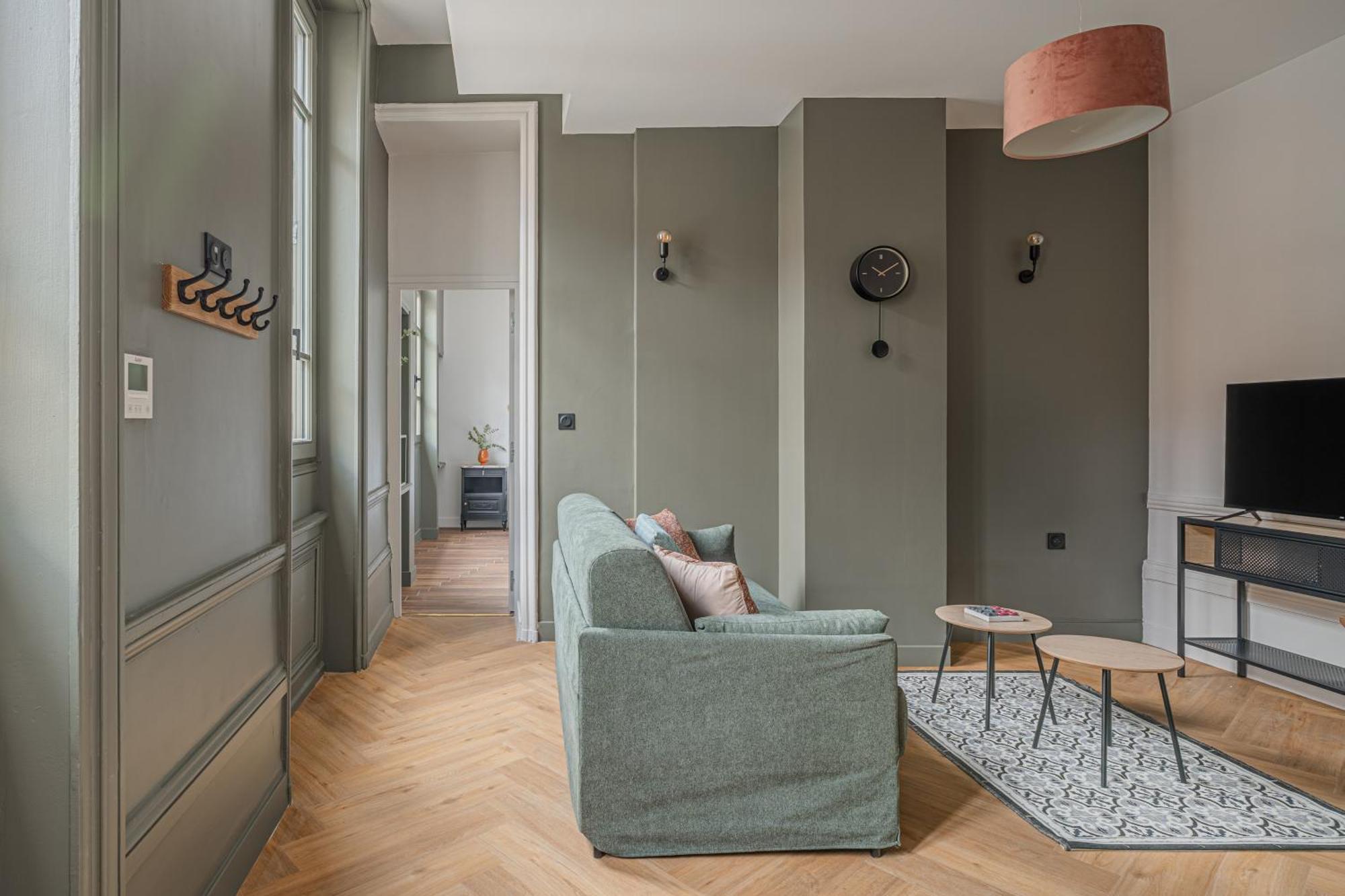 Le Felix Appart'Hotel Romans-sur-Isère Eksteriør bilde