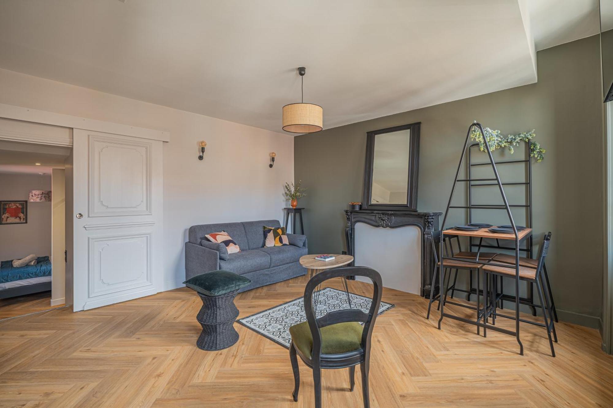 Le Felix Appart'Hotel Romans-sur-Isère Eksteriør bilde